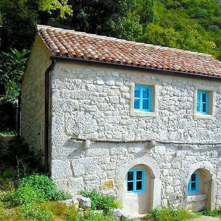Mirossi Alba Nyaraló